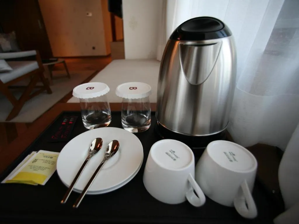 Hotel Bonum 1957 Hanok And Boutique